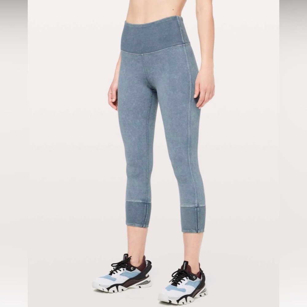 Lululemon wunder under